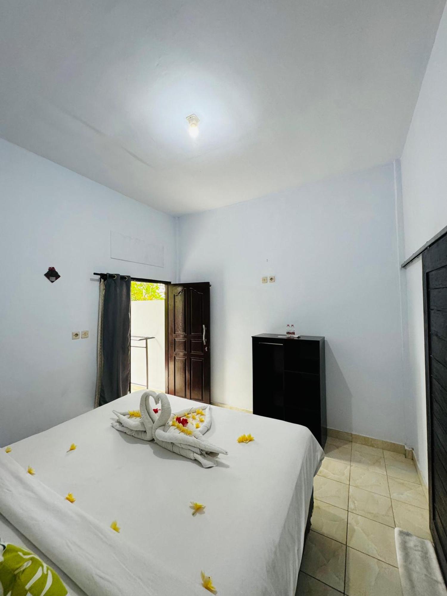 Biya Lumba Apartment Candi Dasa  Exterior photo